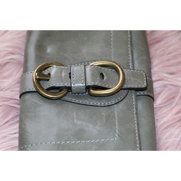 Coach Trifold Wallet Buckle - Picture 12 of 13